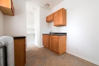 1010 S 2nd Ave Maywood, IL 60153 in Maywood, IL - Building Photo - Building Photo