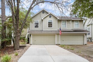 246 N Walden Elms Cir in Spring, TX - Building Photo