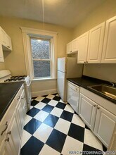10 Lothian Rd in Boston, MA - Building Photo - Building Photo