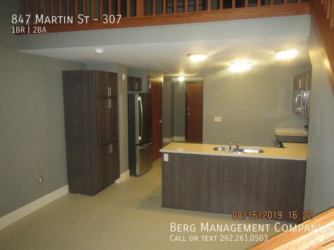 847 Martin St in Waukesha, WI - Building Photo - Building Photo