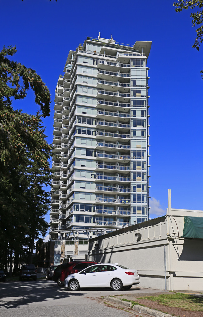 Miramar Village A in White Rock, BC - Building Photo - Building Photo