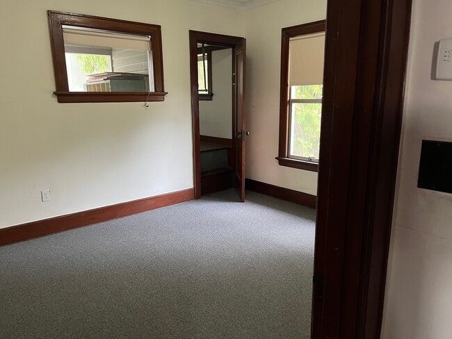 113 32nd Ave S, Unit Upper Unit in Seattle, WA - Foto de edificio - Building Photo