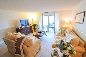 401 SE 3rd St in Dania Beach, FL - Building Photo - Building Photo