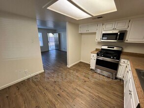 3930 W Meadow Ave in Visalia, CA - Building Photo - Building Photo