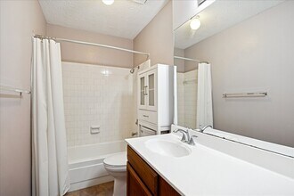 7515 Gold Dust Ln in Houston, TX - Building Photo - Building Photo