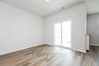 8019 Precious Ct in Ravenel, SC - Building Photo - Building Photo