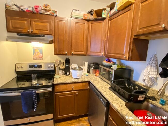 45 Ashford St, Unit 9