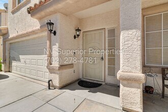 7929 Dana Maple Ct in Las Vegas, NV - Building Photo - Building Photo