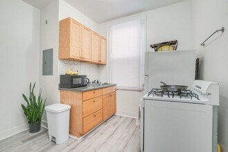 3114 N Calvert St in Baltimore, MD - Foto de edificio - Building Photo