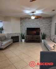 5500 Cove Ct in Bakersfield, CA - Building Photo - Building Photo