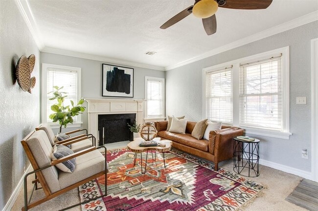 property at 2912 Cummings Dr