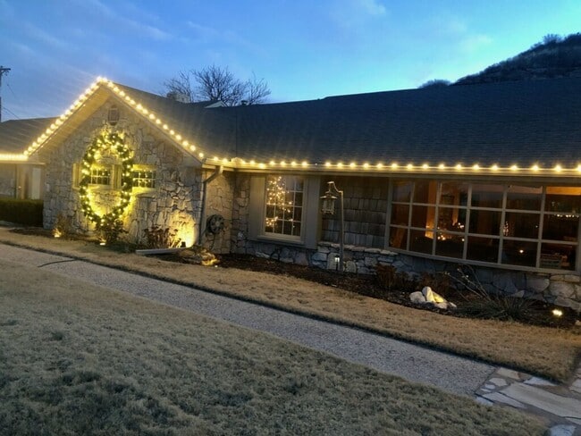 property at 9515 RM 1061