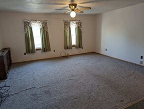 718 Hannah St in Houtzdale, PA - Building Photo - Building Photo