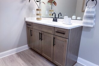 The Greens Luxury Apartments in Getzville, NY - Building Photo - Building Photo