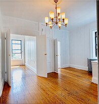 66 Mercer St, Unit #1 in Jersey City, NJ - Building Photo