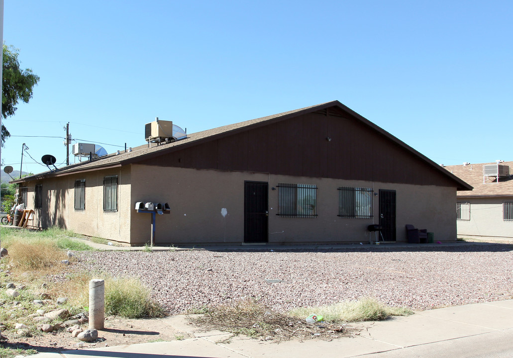 2749 E Chipman in Phoenix, AZ - Foto de edificio