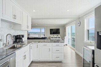 274 Central Ave in Scituate, MA - Building Photo - Building Photo