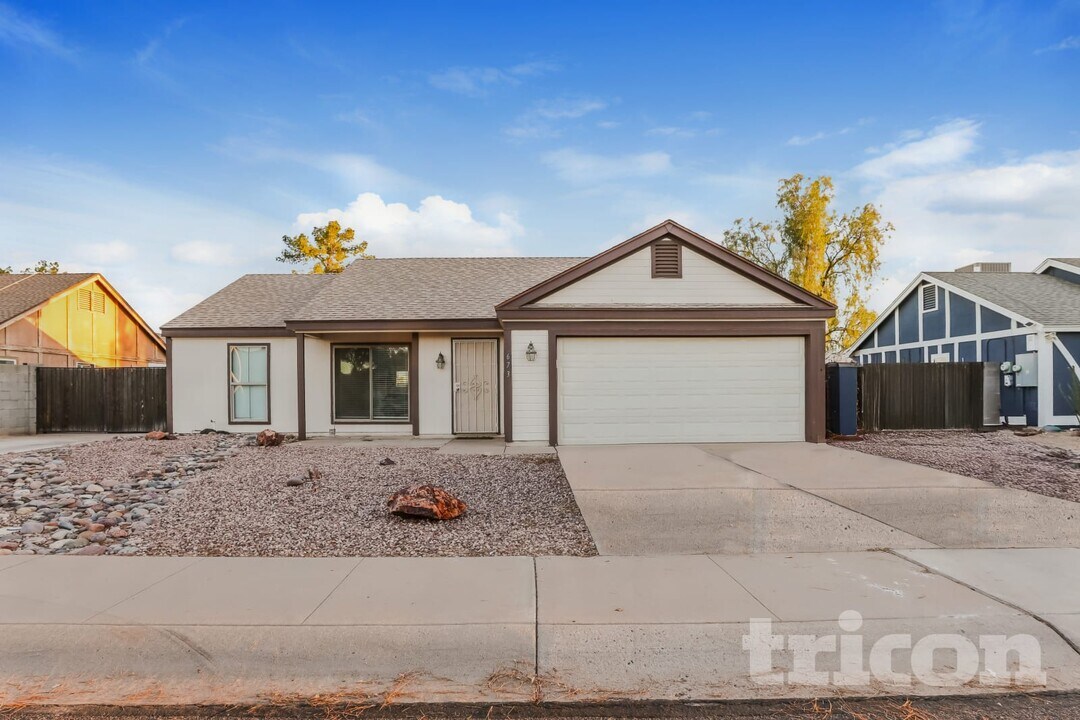 673 E Estrella Dr in Chandler, AZ - Building Photo