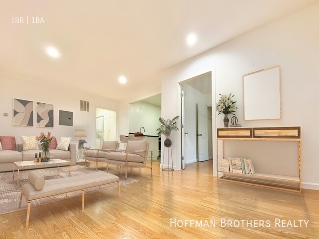 1022 N Vista St, Unit 3