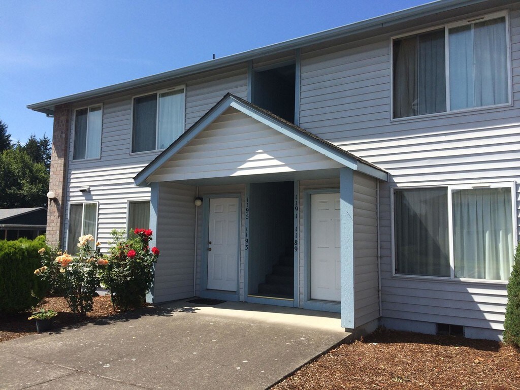 Windsor Court Apartments | Keizer, OR Apartments For Rent