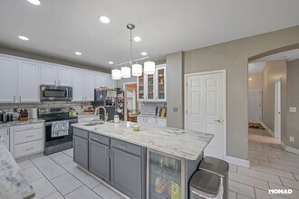 1321 S Lansing Ct in Aurora, CO - Building Photo - Building Photo
