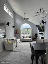 23 Powell Ct in Hightstown, NJ - Building Photo - Building Photo