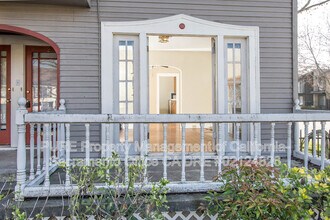 2700 T St in Sacramento, CA - Building Photo - Building Photo