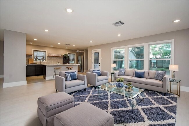 7618 Highmeadow Dr, Unit 1A in Houston, TX - Building Photo - Building Photo