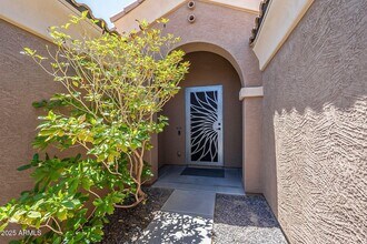 2401 E Sequoia Dr in Chandler, AZ - Building Photo - Building Photo