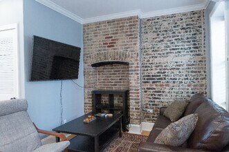 632 Constitution Ave NE, Unit 1 in Washington, DC - Building Photo - Building Photo