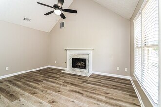 109 Aztec Way SE in Acworth, GA - Building Photo - Building Photo