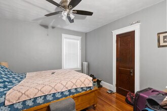 75 Newton St, Unit 1st floor in Pawtucket, RI - Building Photo - Building Photo