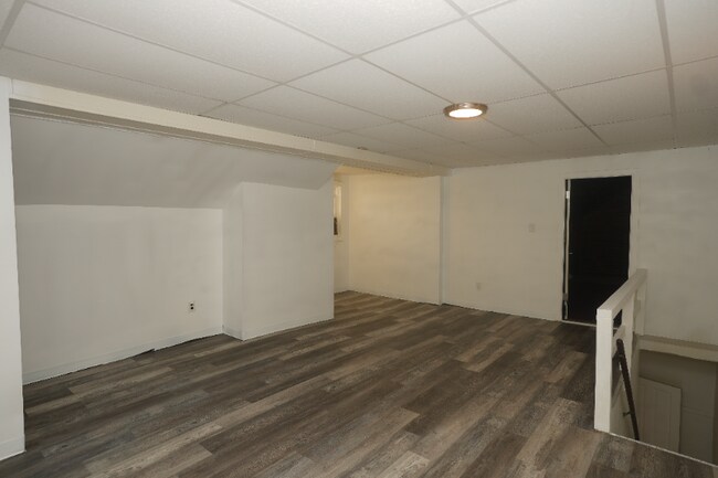 658 Oak Hill Ave, Unit Unit 2 (Top) in Hagerstown, MD - Foto de edificio - Building Photo