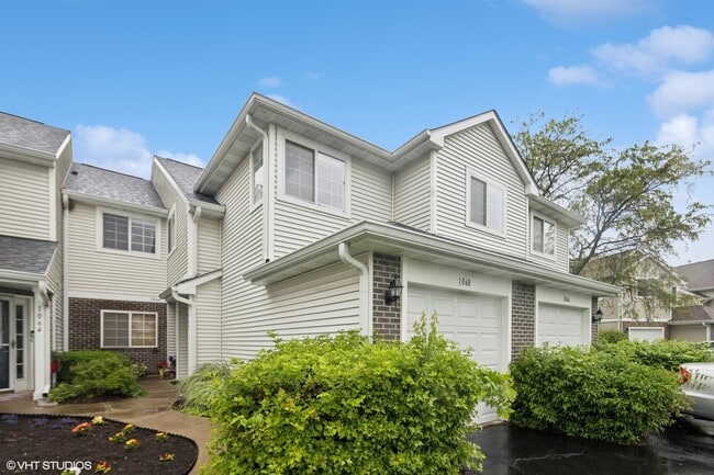 property at 1068 E Wilson Ave
