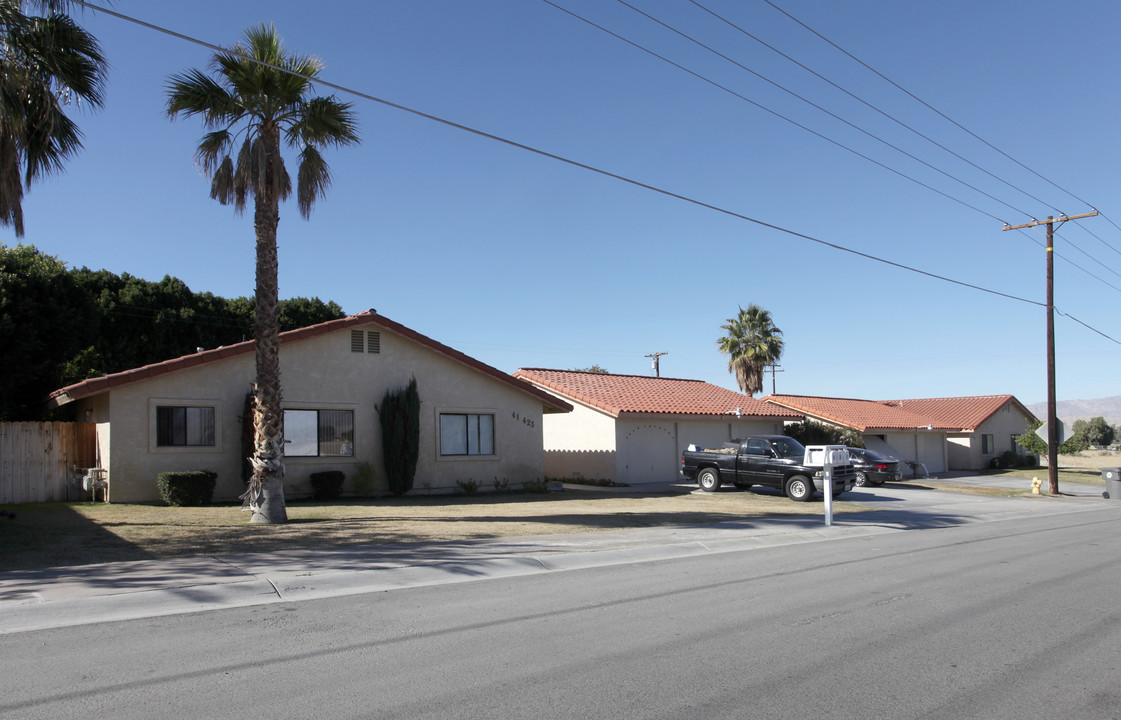 41401-41423 Adams St in Indio, CA - Foto de edificio