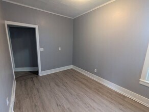 33 Central Ave in Ravena, NY - Building Photo - Building Photo