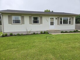 1162 George St in Bad Axe, MI - Building Photo