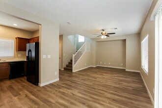 1021 Sunny Acres Ave in North Las Vegas, NV - Building Photo - Building Photo