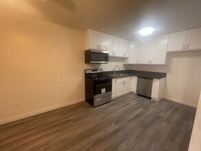 2048 S Jetty Dr in Anaheim, CA - Building Photo - Building Photo