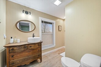 208 E Spring St in Yorkville, IL - Building Photo - Building Photo