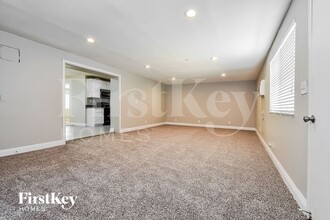 2004 Carver Ave in North Las Vegas, NV - Building Photo - Building Photo