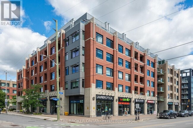 property at 60-560 Springhurst Ave