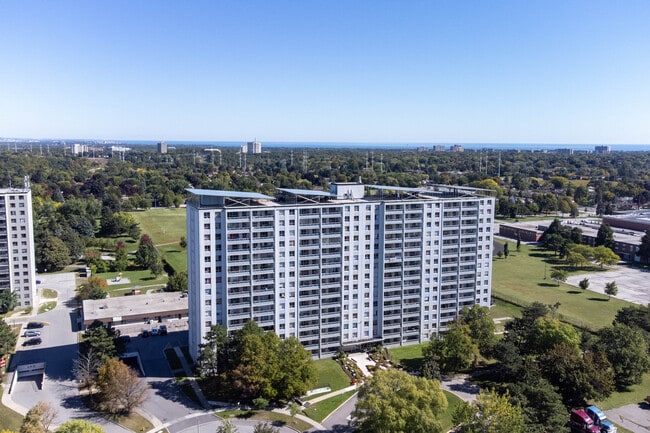 Woburn Tower in Toronto, ON - Building Photo - Building Photo