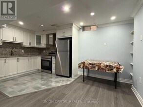 114 Timbers Cir in Markham, ON - Building Photo - Building Photo