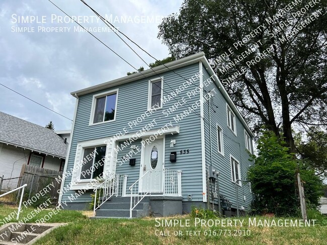 property at 535 Howard St SE