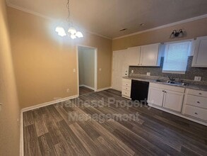 7311 Blue Ridge Blvd in Raytown, MO - Building Photo - Building Photo