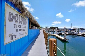 1011 Anglers Cove in Marco Island, FL - Building Photo - Building Photo