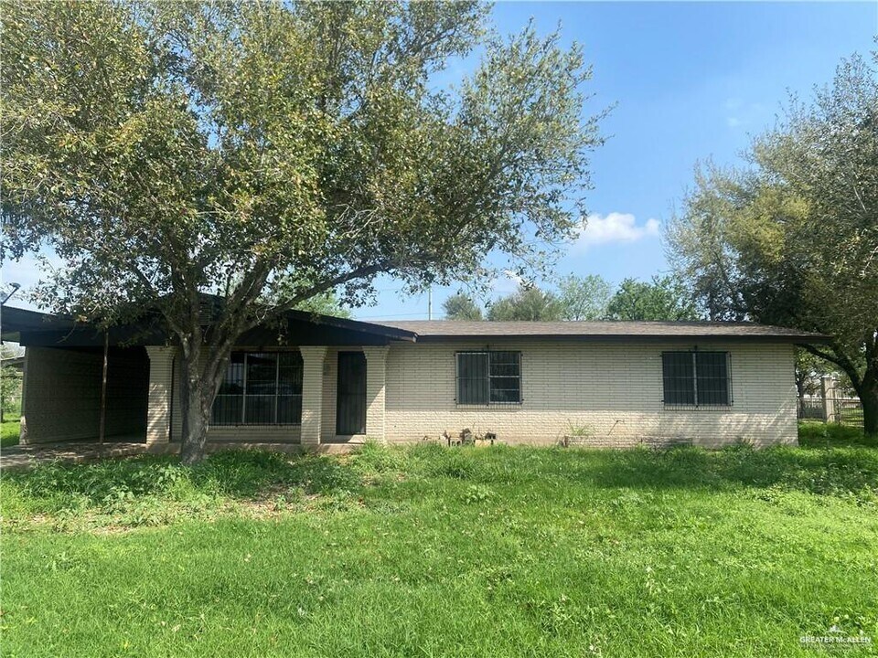 3314 Roegiers Rd in Edinburg, TX - Building Photo