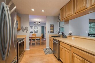 18619 Yocam Ave in Lutz, FL - Building Photo - Building Photo