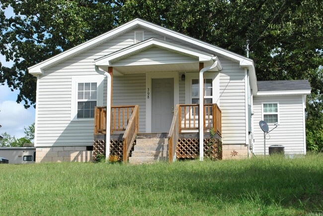 property at 308 S 3rd St